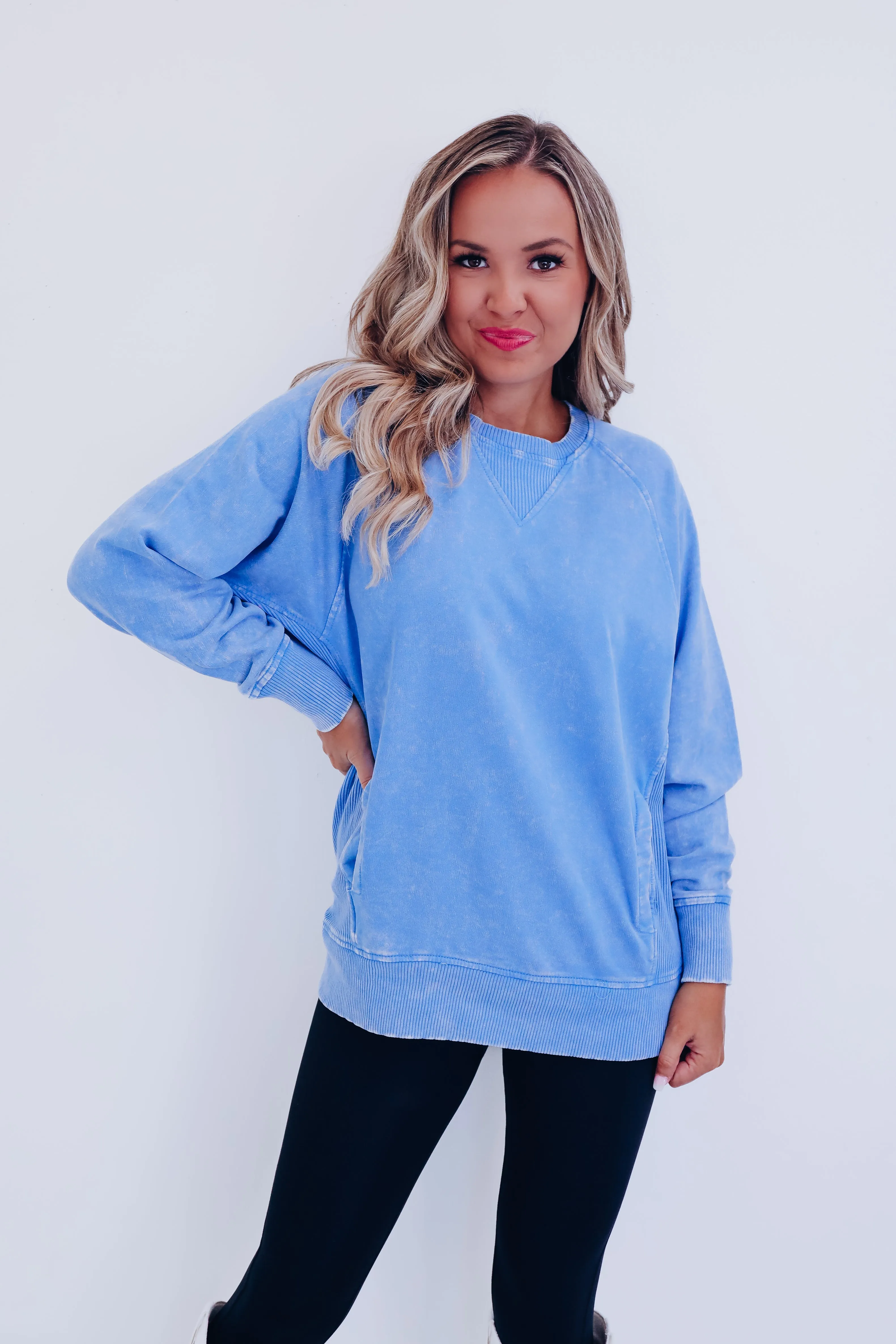 Amelia Acid Washed Sweatshirt - Blue