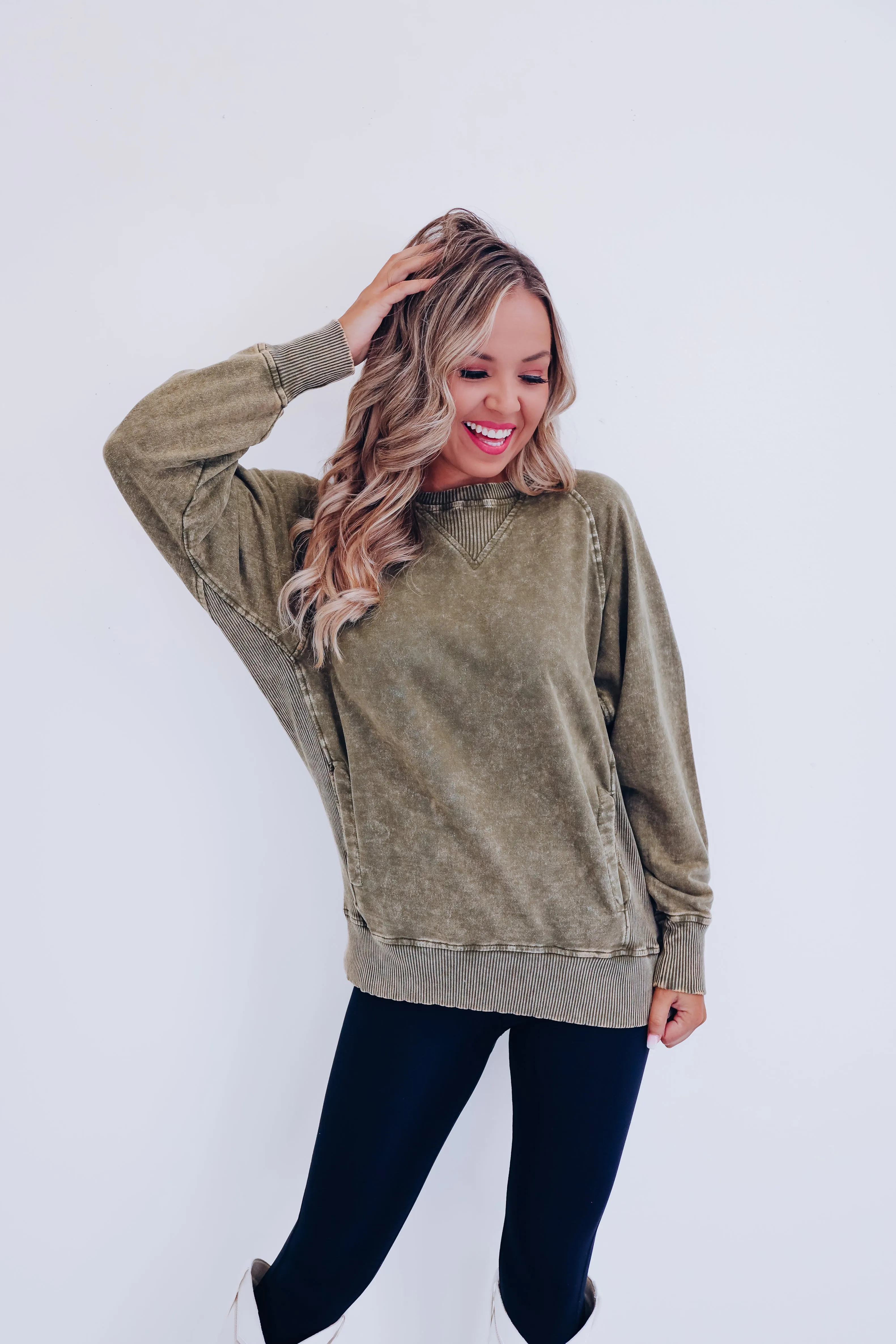 Amelia Acid Washed Sweatshirt - Dark Olive