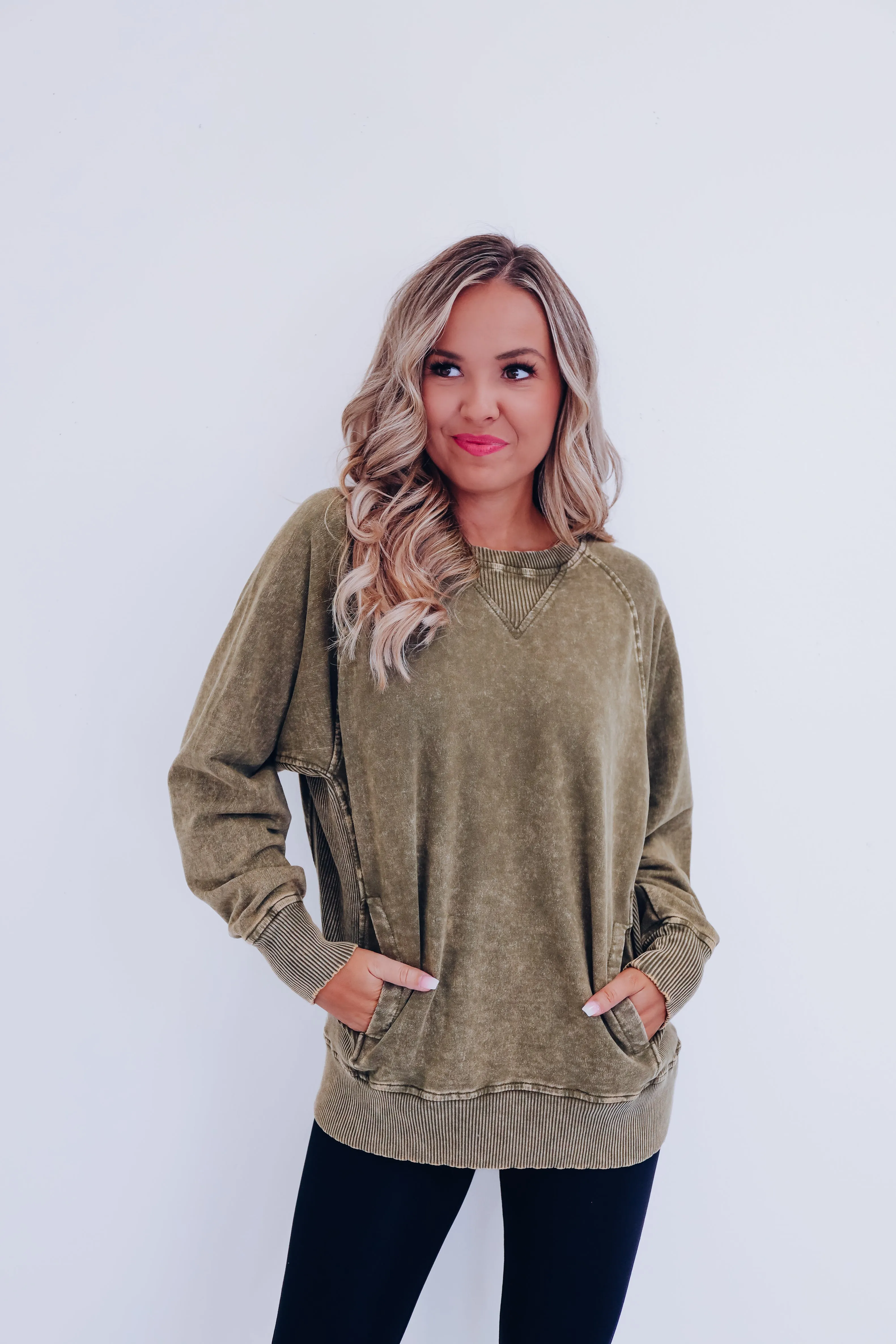 Amelia Acid Washed Sweatshirt - Dark Olive