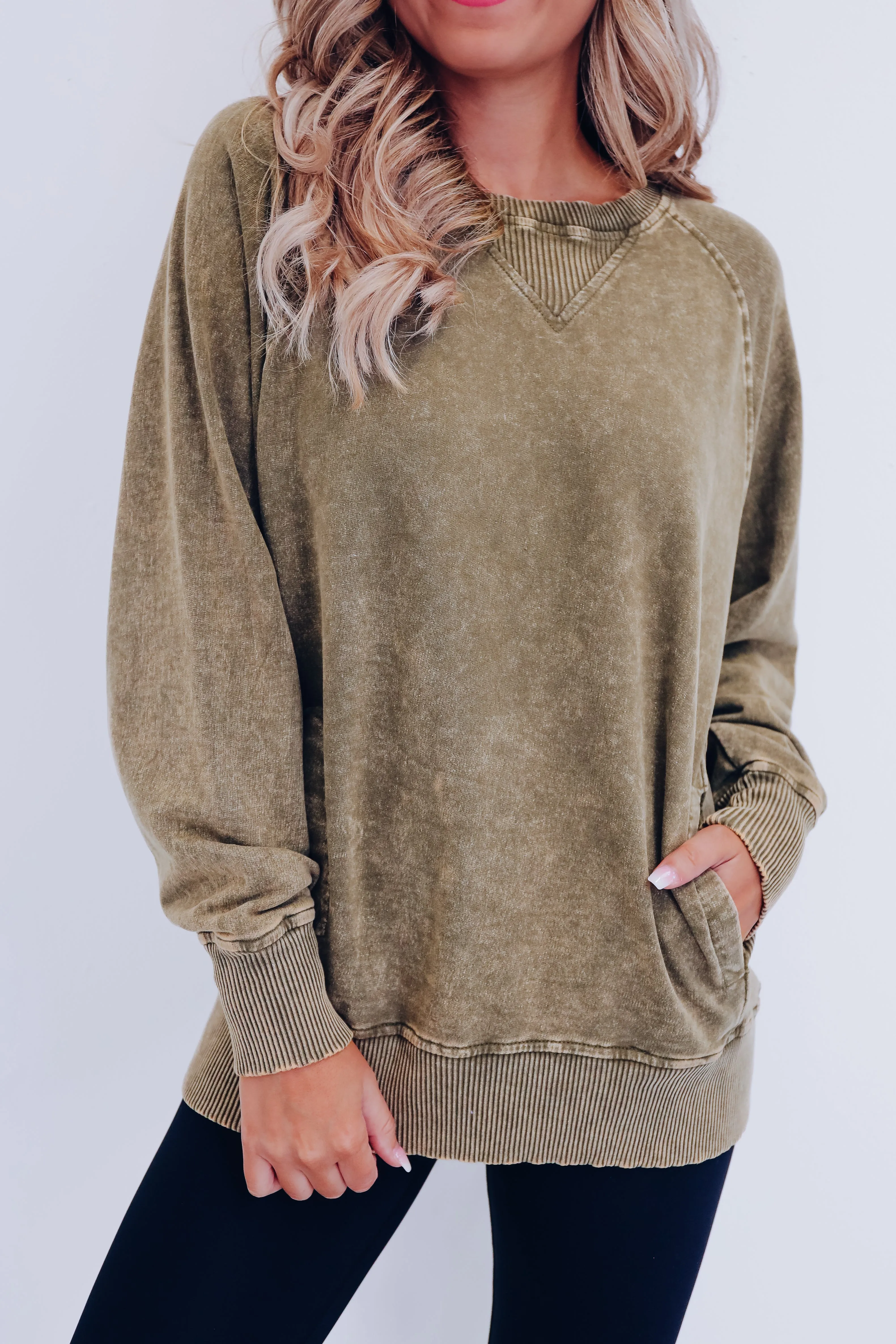 Amelia Acid Washed Sweatshirt - Dark Olive