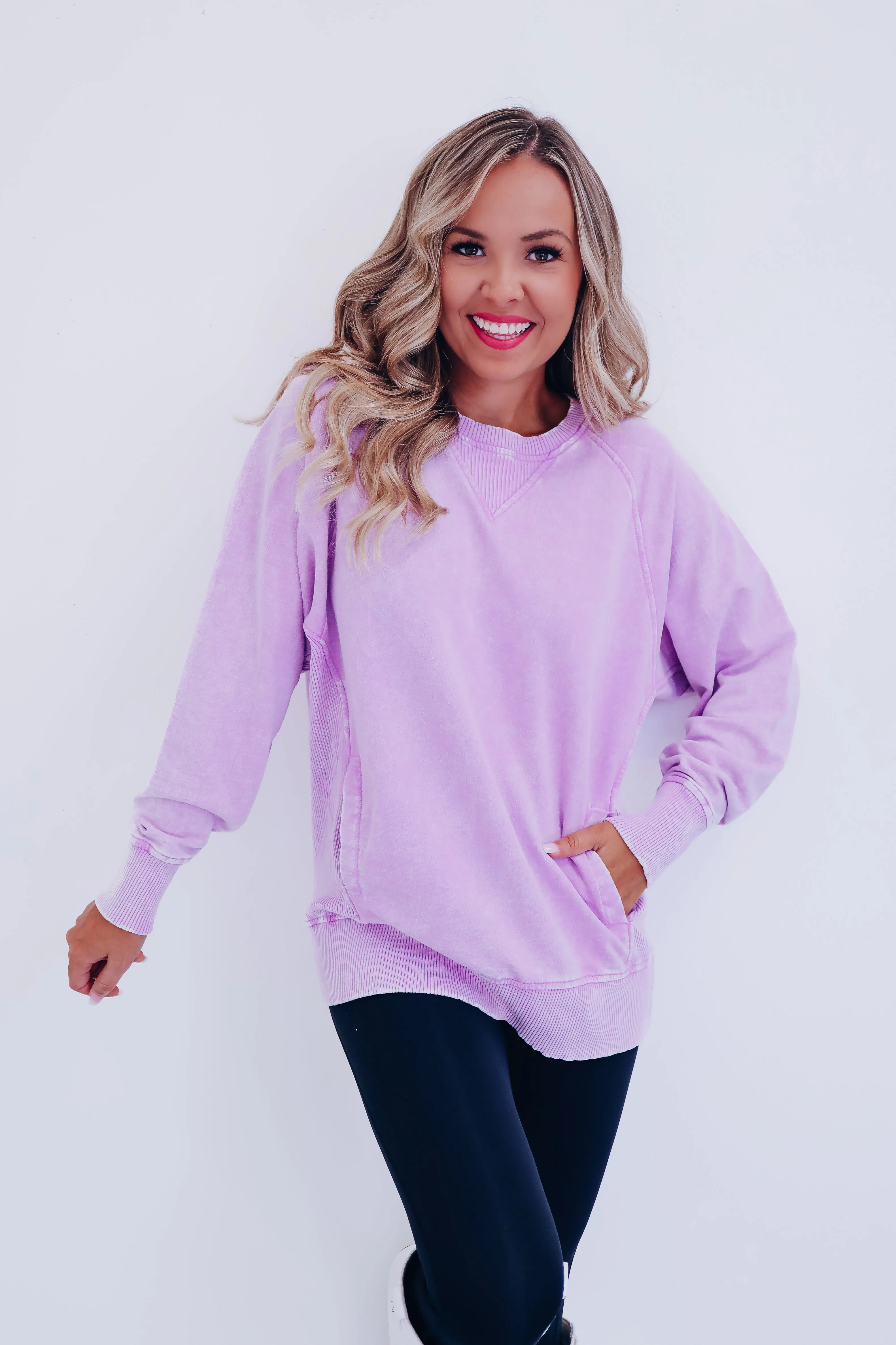 Amelia Acid Washed Sweatshirt - Lavender