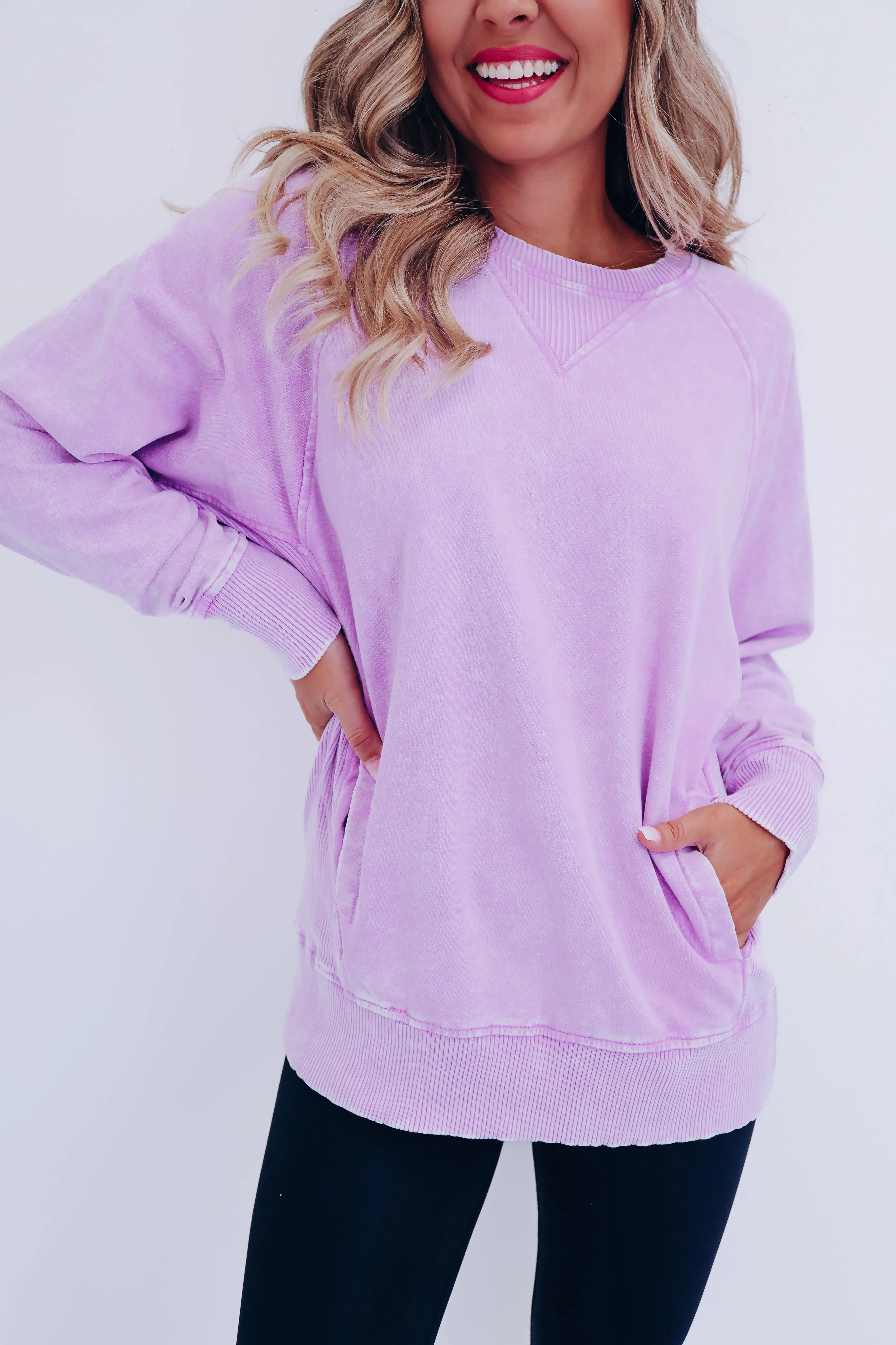 Amelia Acid Washed Sweatshirt - Lavender