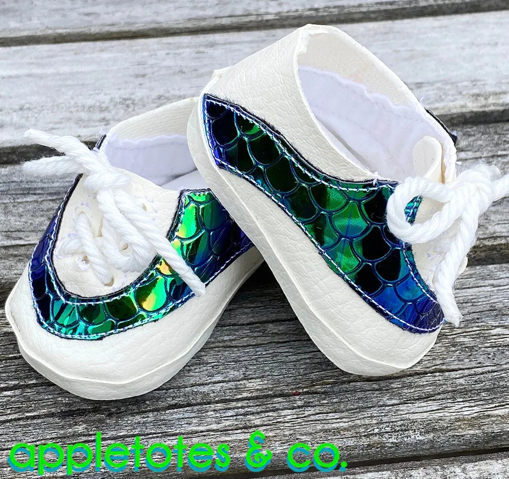 Lee Leather Sneakers ITH Embroidery Pattern for 18 Inch Dolls