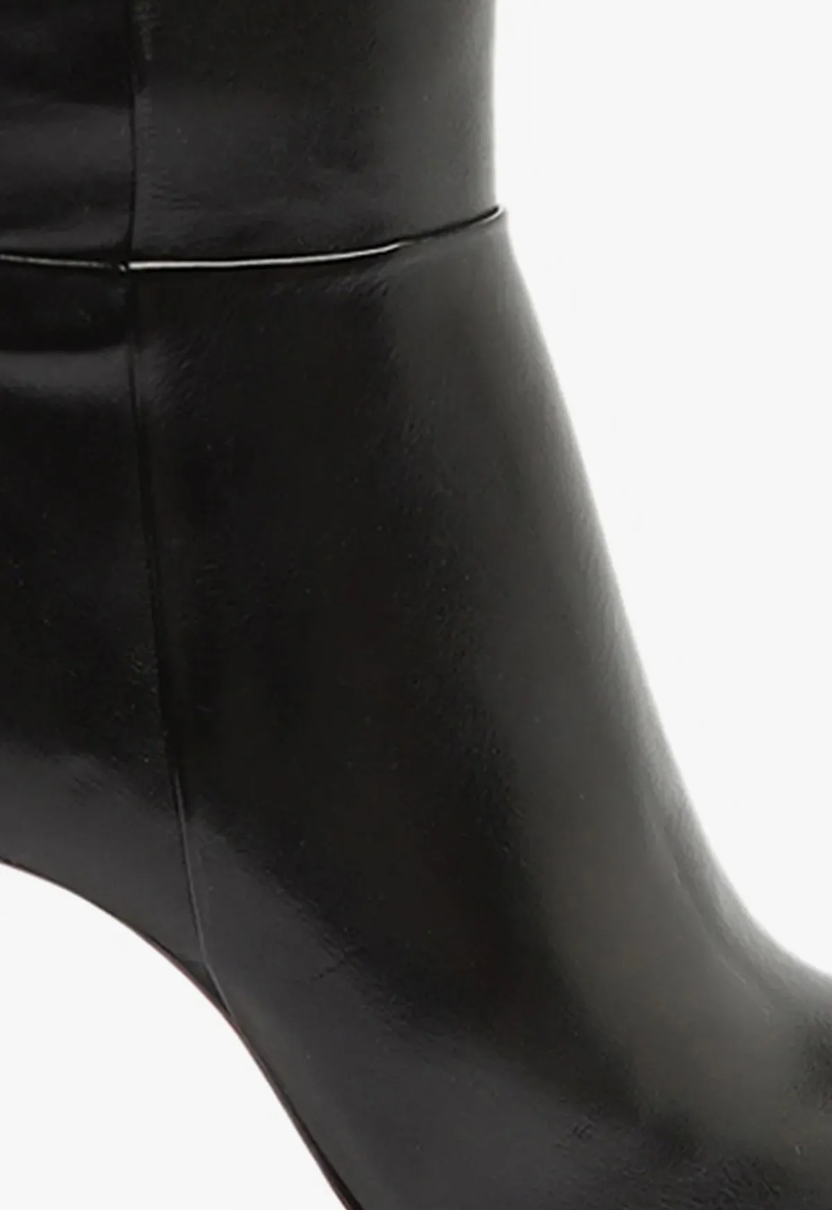 Magali Up Leather Boot