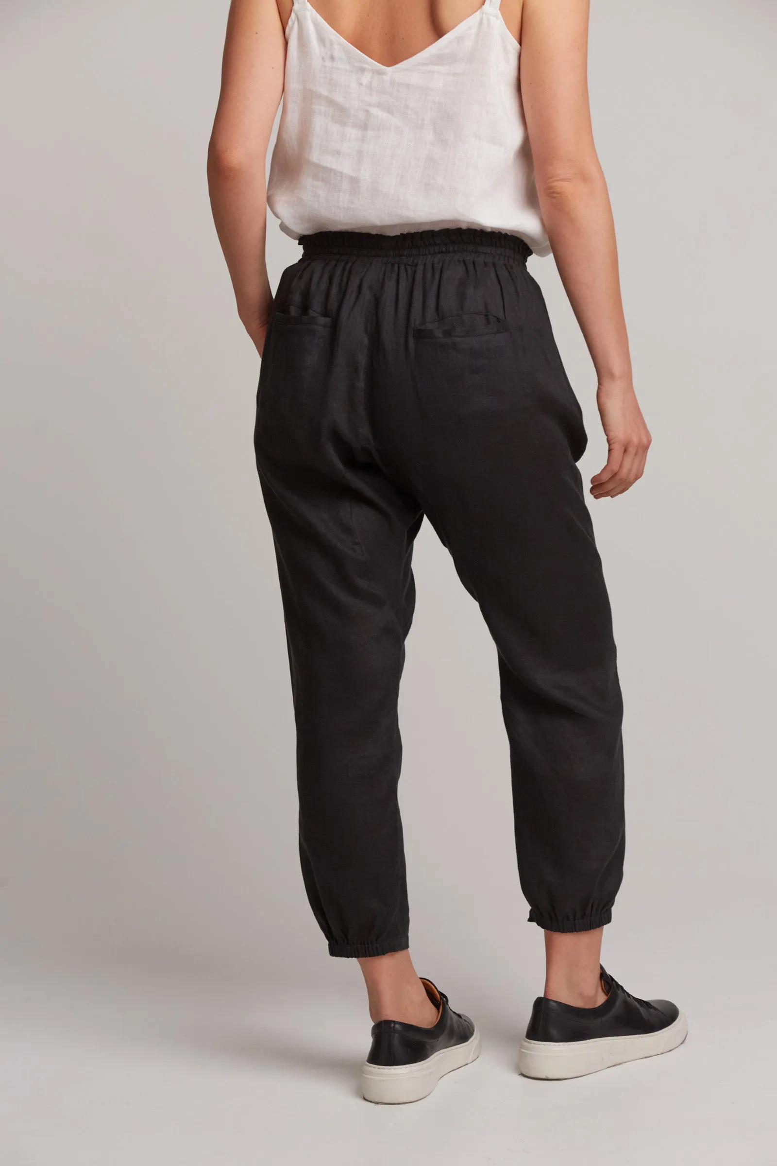 Studio Relaxed Pant - Ebony