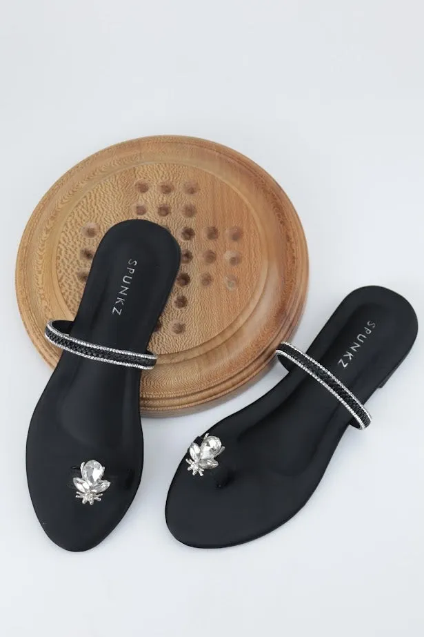 Zuri Black Diamond Bee Decor Toe Ring Flat Sandals